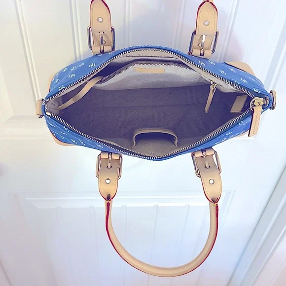 Y2K Dooney & Bourke Vintage Leather shoulder  bag Blue Cream monogram NEARLY NEW - Picture 10 of 17